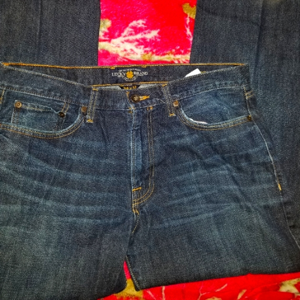 Lucky Jeans
